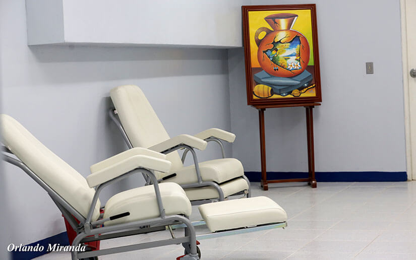 Inauguran nueva sala de Cuidados Intensivos del hospital Manolo Morales