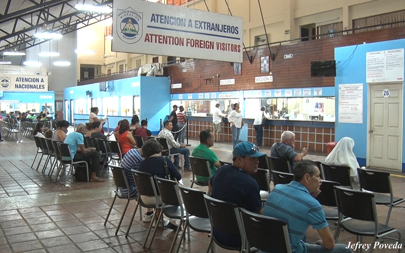 ¿Cuáles son los requisitos para prórrogas de estadía en el territorio nicaragüense?