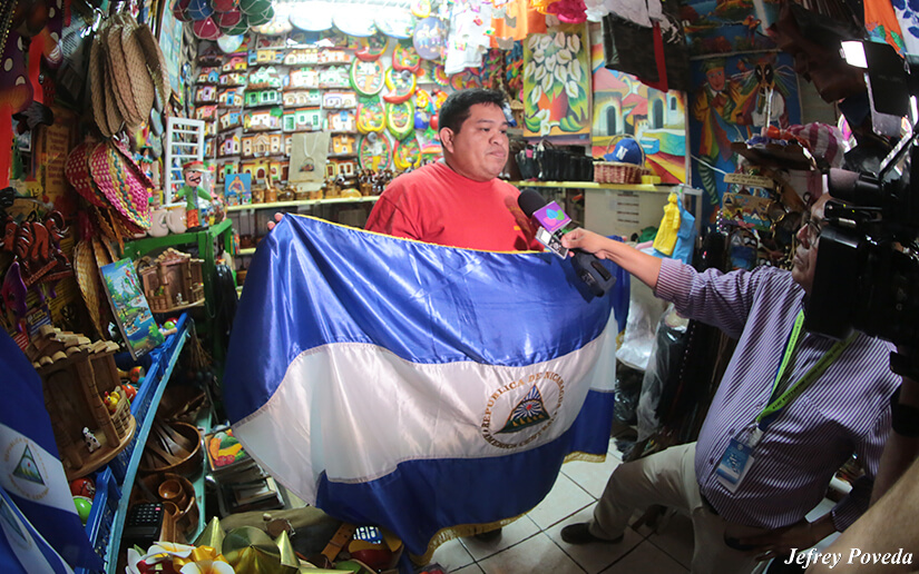 Mercado Roberto Huembes prepara ofertas escolares para Fiestas Patrias