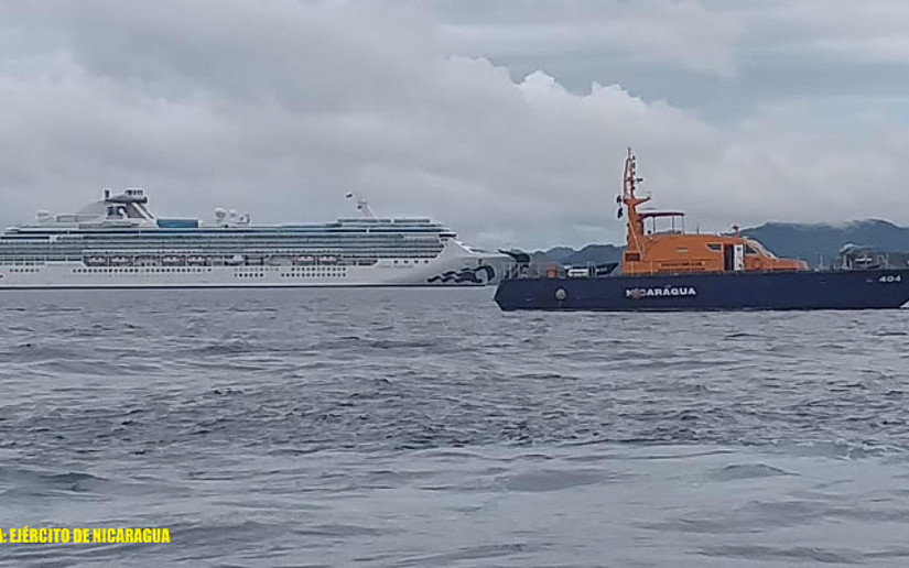 Fuerza Naval brindó protección y seguridad al crucero Coral Princess en San Juan del Sur