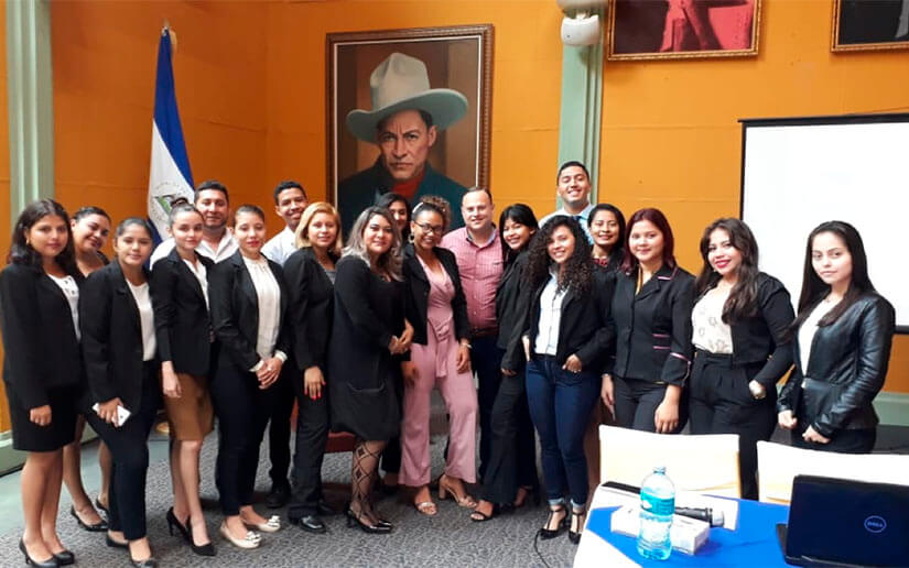 Academia diplomática de cancillería recibe a estudiantes de la Universidad American College