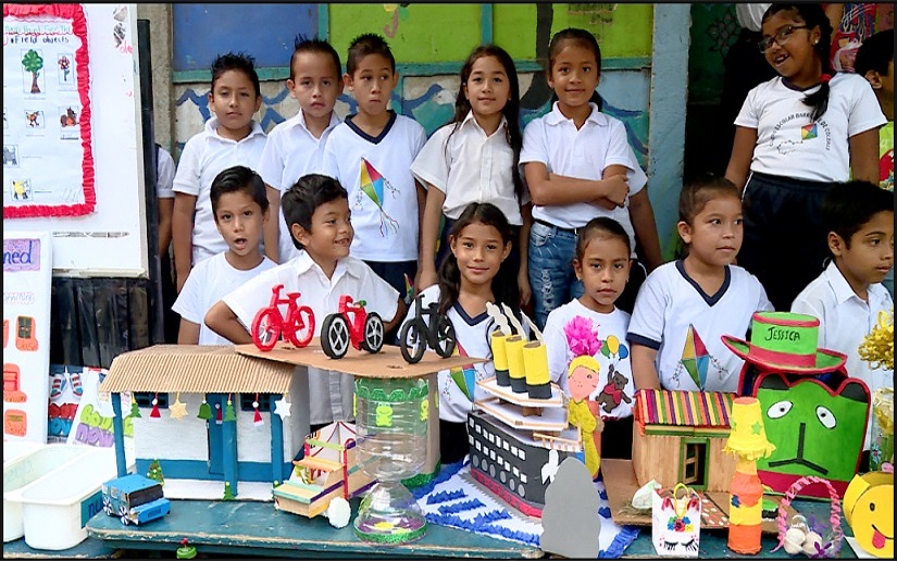Niños y niñas de la escuela Barrilete de Colores celebran restitución del derecho a la educación