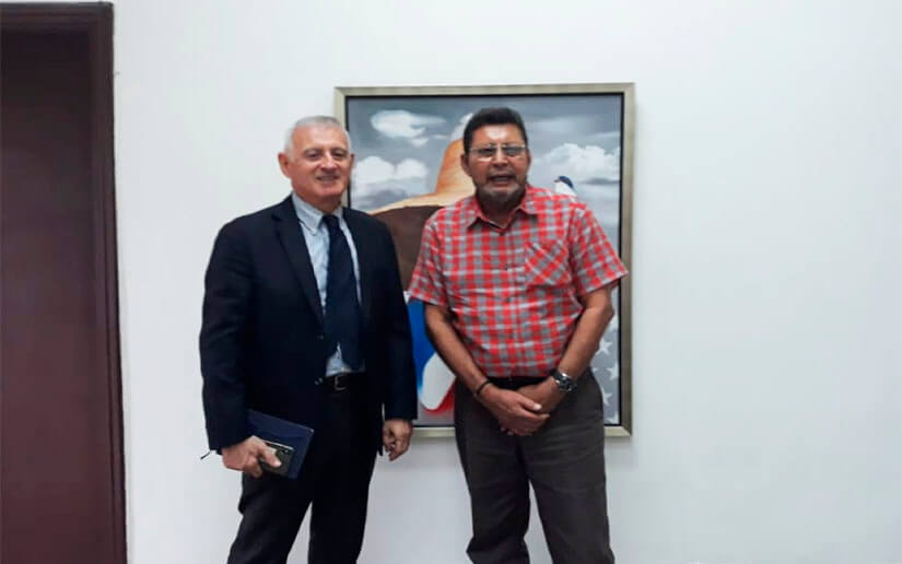 Comandante Bayardo Arce sostiene encuentro con Embajador de Italia en Nicaragua