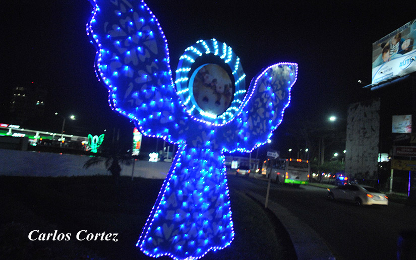 Ambiente navideño se apodera de las calles de Managua