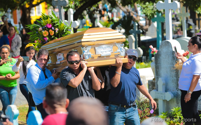 Nicaragua Se Despide De La Chola Matriarca De Los Pellas Diaz En La Camara Matizona