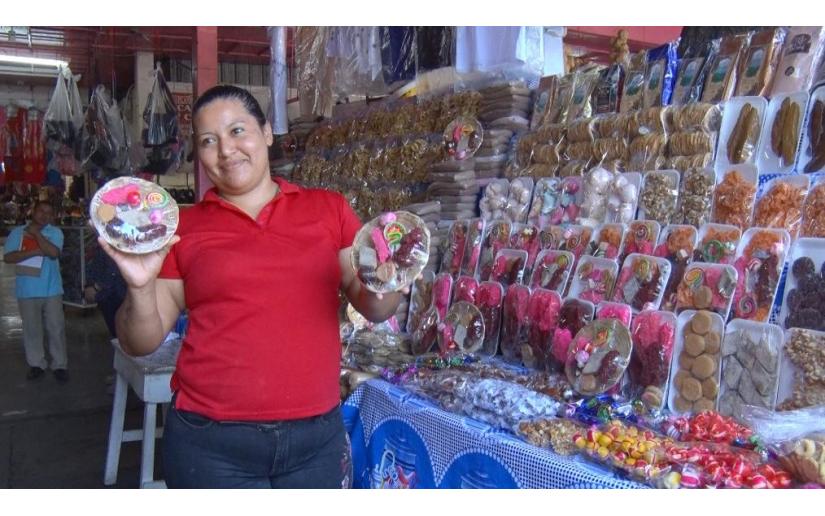 Comerciantes del Mercado Roberto Huembes preparados para ofertar productos para la Gritería