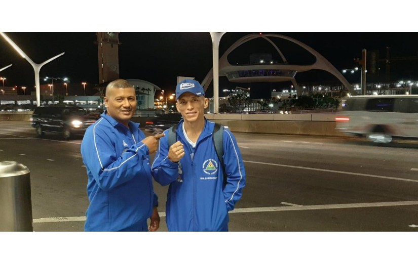 René “Gemelo” Alvarado por el Título