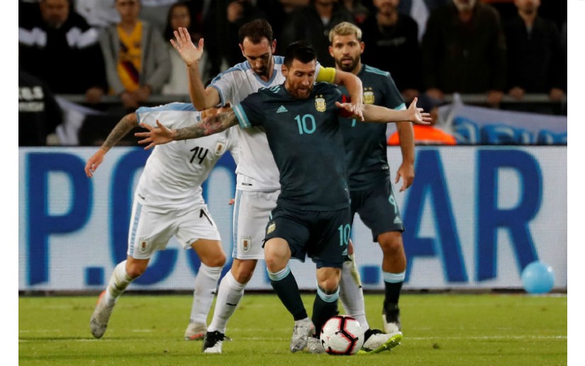 Argentina y Uruguay terminaron abrazados