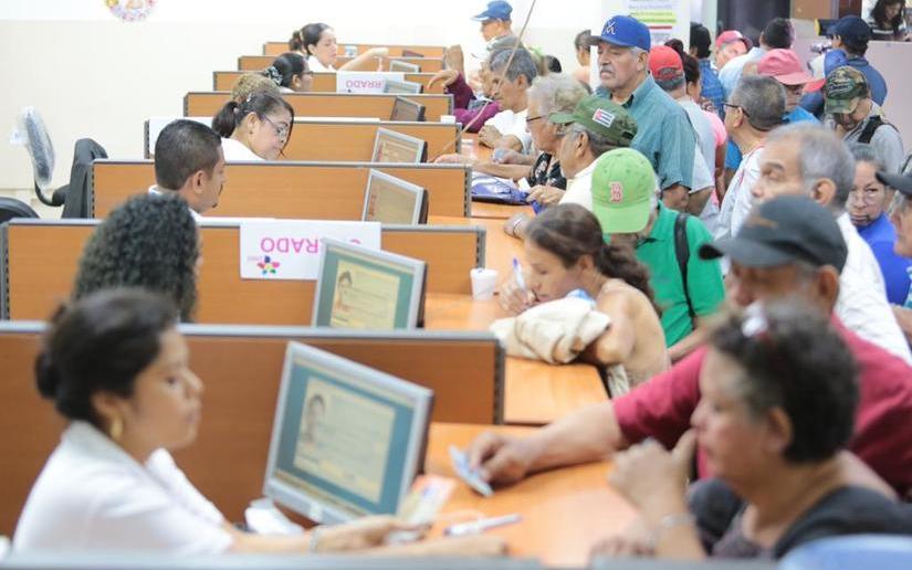 Más de 280 mil adultos mayores reciben pago de pensión del mes de diciembre