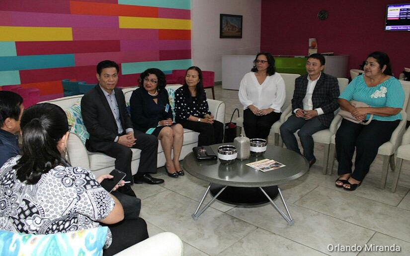 Intercambio entre médicos vietnamitas y nicaragüenses