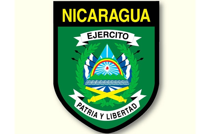  Ejército de Nicaragua develiza busto en honor al General de Brigada Juan Pablo Umanzor