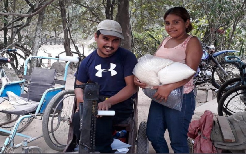 Gobierno de Nicaragua entrega paquetes alimenticios en todo el país