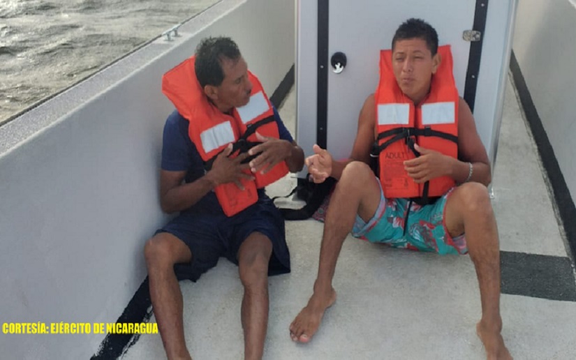 Fuerza Naval realiza búsqueda, salvamento y rescate a tripulantes de embarcación en el Lago Cocibolca