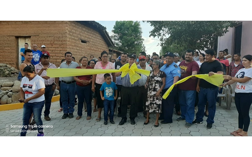 Inauguran 216 metros lineales de calles en el Municipio Santo Tomás del Norte