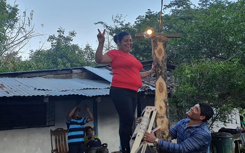 (+ Fotos) Inauguran proyecto de electrificación en la comunidad de Majagual, San Juan del Sur