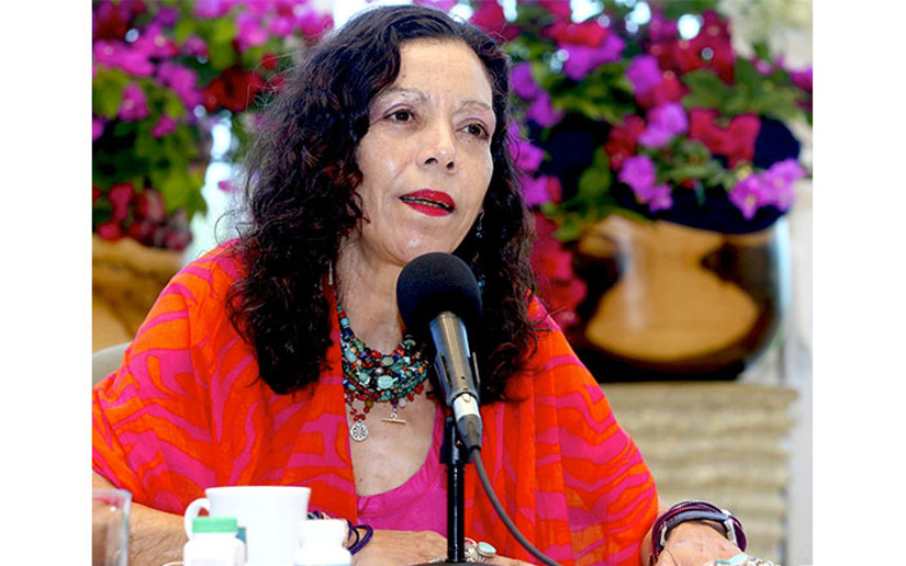 Compañera Rosario Murillo en Multinoticias (14 de enero del 2020)