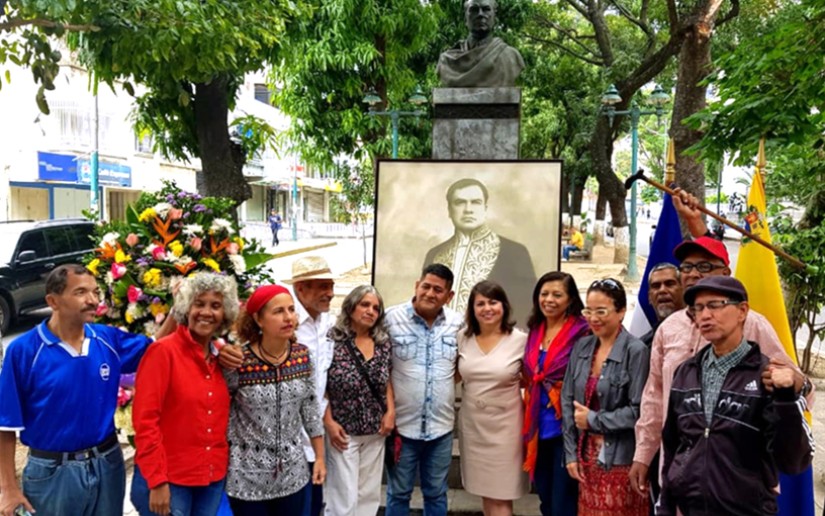 Rinden homenaje a Rubén Darío en Caracas, Venezuela 