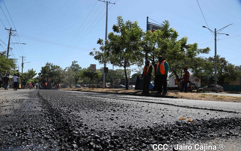 Gobierno de Nicaragua inaugura proyectos de calles en Managua, Chinandega y Matagalpa