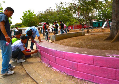 Juventud Sandinista y Estudiantes remozan parque en San Luis Sur