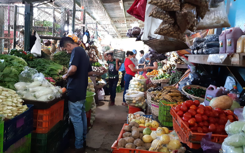 Mercados de Matagalpa abastecidos con frutas y productos de temporada de verano