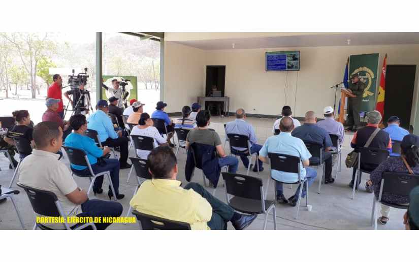 Ejército se reunió con productores del municipio de Palacagüina