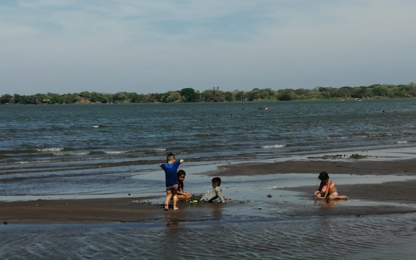 Lago de Granada: Sol y agua dulce en el corazón de Nicaragua