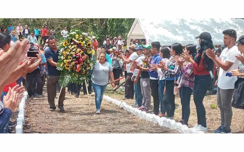 Así fue la conmemoración de los héroes de Bawas