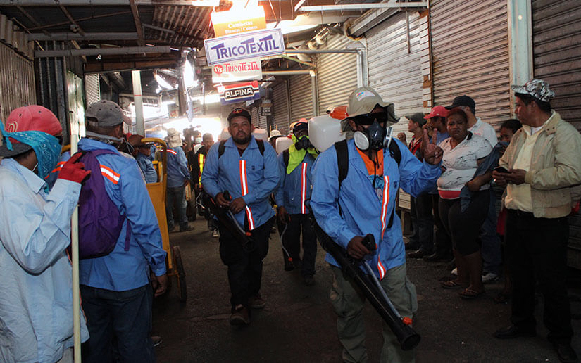 Alcaldía de Managua en intensa jornada de desinfección del mercado Oriental para prevenir el Covid-19