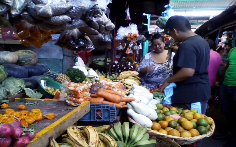 Mayoría de productos mantienen su precio en mercados de Managua