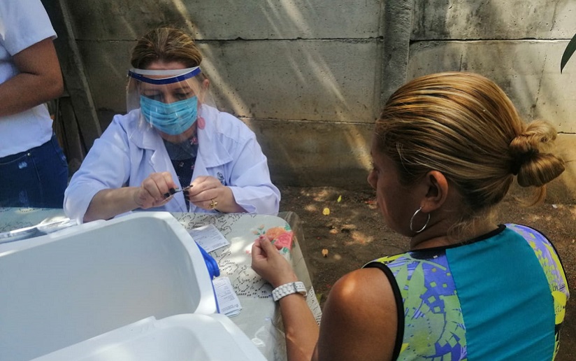 Minsa lleva atenciones médicas a pobladores del barrio Juan Emilio Menocal