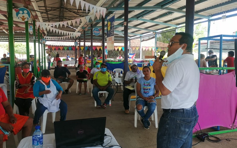 Capacitan a protagonistas del Parque Nacional de Ferias