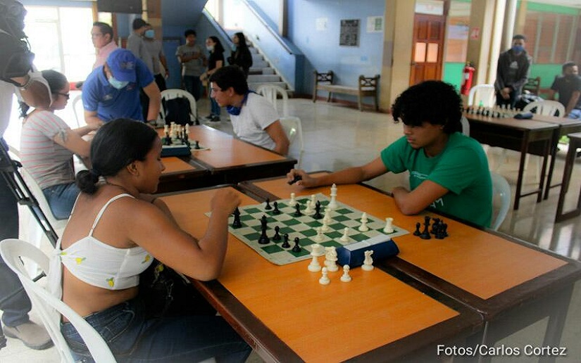 En celebración al Día Internacional de la Juventud universitarios realizan liga deportiva