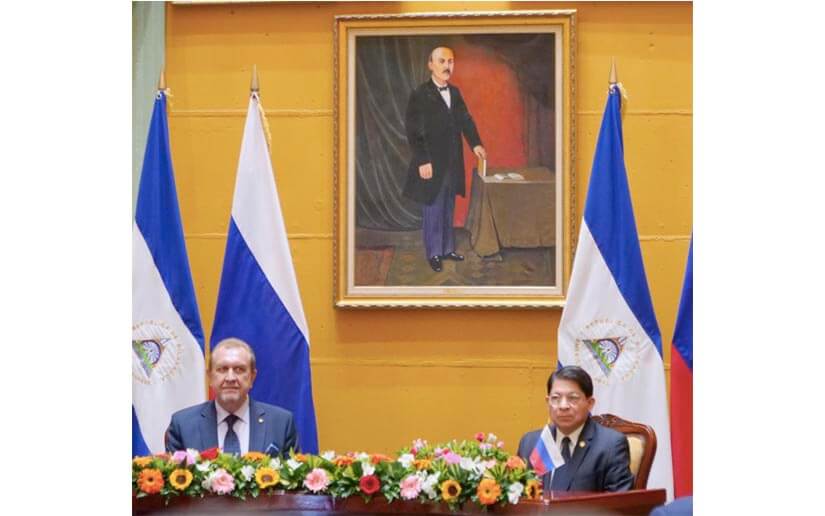 Condecoran al Embajador de Rusia en Nicaragua