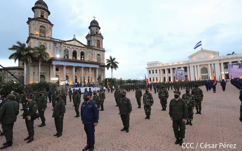 Presidente Daniel Ortega y vicepresidenta compañera Rosario Murillo presiden acto del 41 aniversario del Ejército de Nicaragua