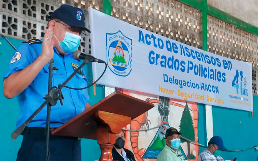 77 policías de Bilwi son ascendidos en grados