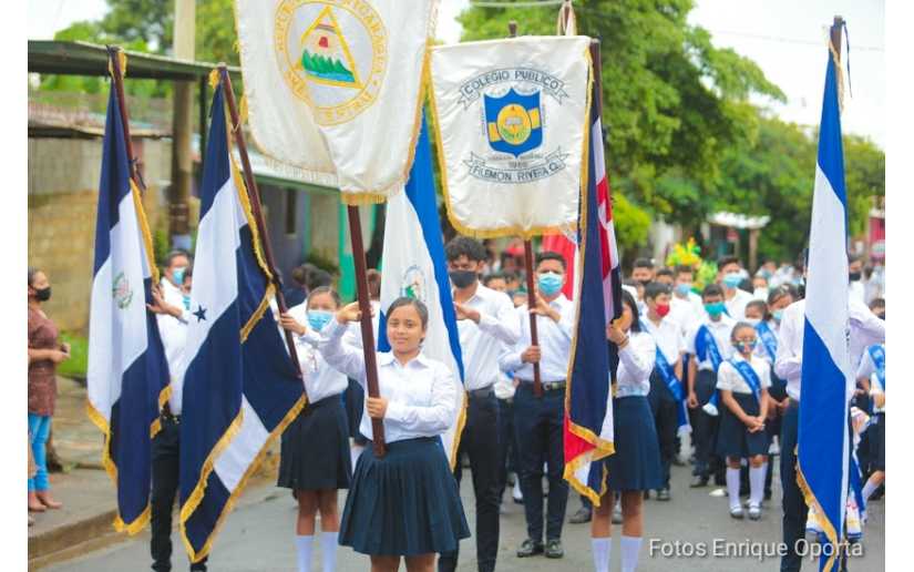 Estudiantes de Managua rinden homenaje a los héroes de la Batalla de San Jacinto