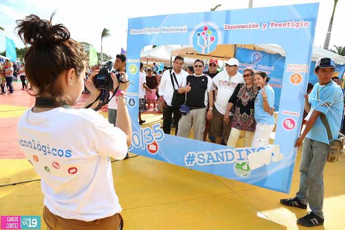 TECNOFEST 2014 promueve educación gratuita en Plaza de Colores