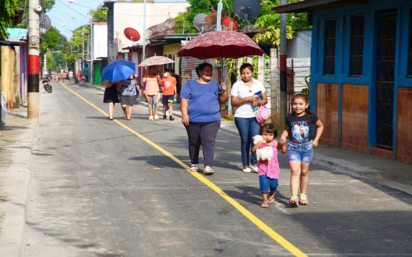 Inauguran seis cuadras nuevas de calles pavimentadas en el Distrito VI de Managua