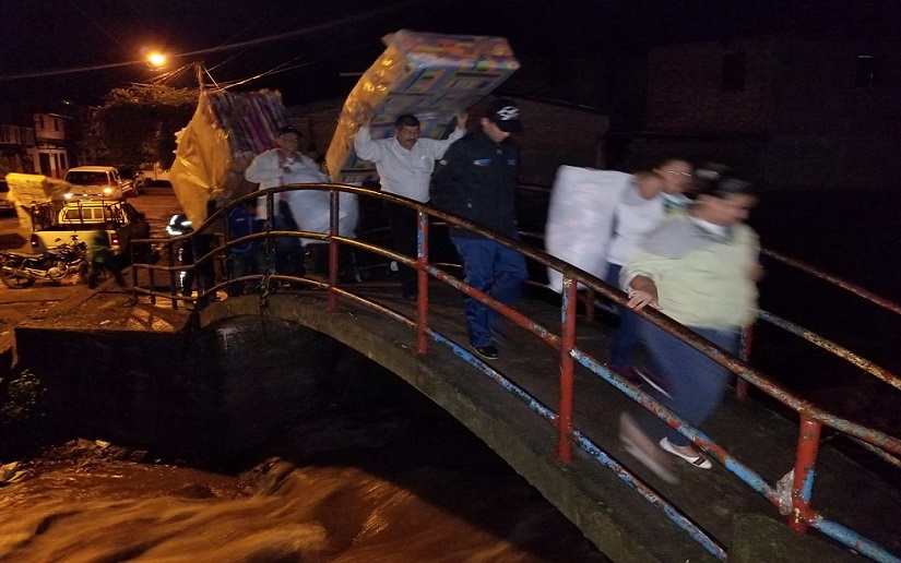 Entregan colchonetas y frazadas a familias afectadas por lluvia en Matagalpa