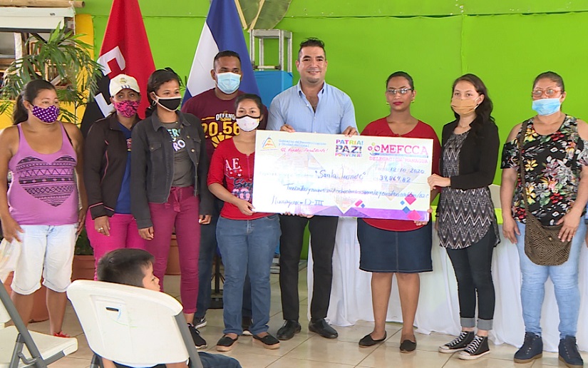Protagonistas reciben más de 600 mil córdobas en microcrédito para sus emprendimientos en Managua