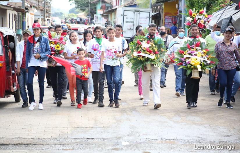 Diriomo: Depositan ofrendas florales al comandante Pedro Aráuz Palacios en el Cementerio Municipal 