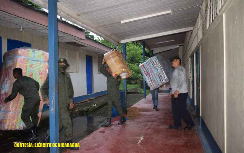 Batallón Ecológico participa en traslado de ayuda humanitaria en la Costa Caribe Norte