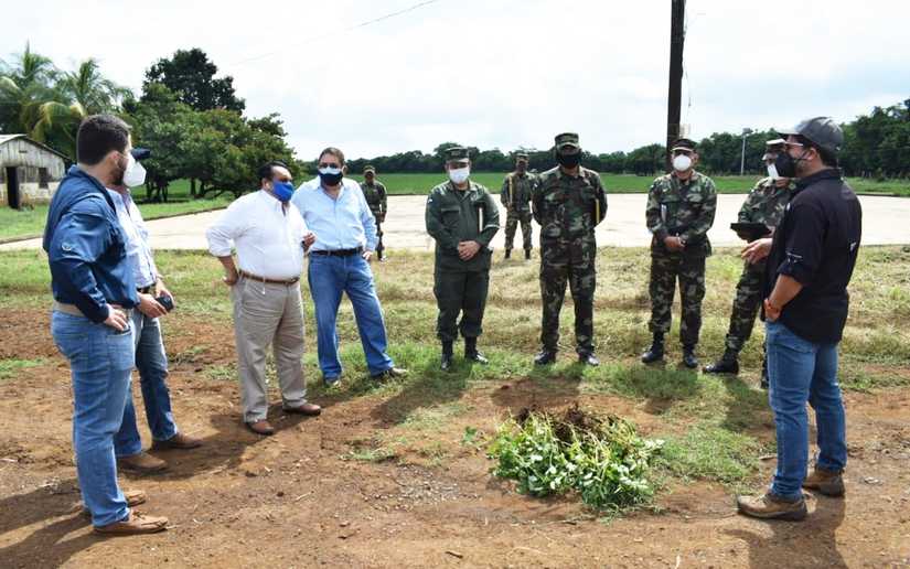 Ejército de Nicaragua sostuvo reunión con productores de maní