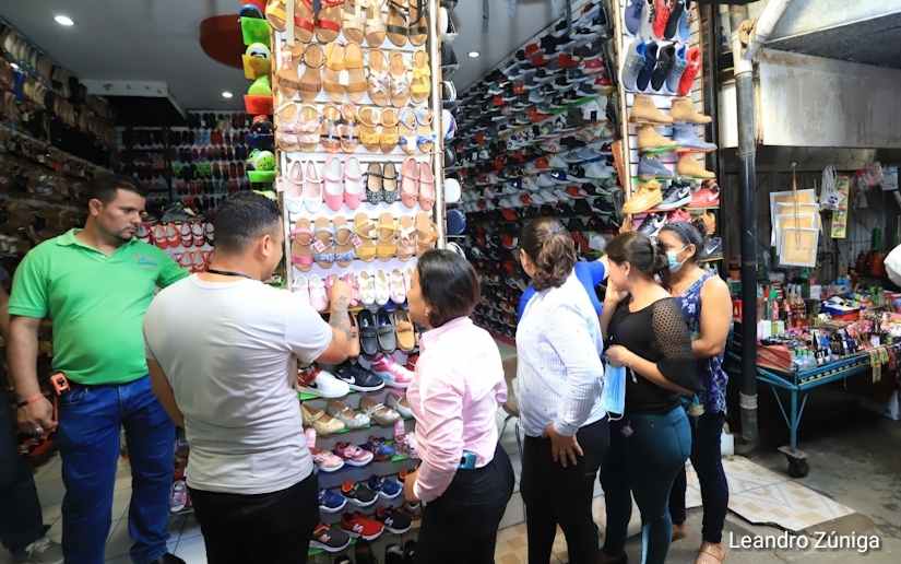 Comerciantes invitan a los festivales de descuentos en mercados de Managua