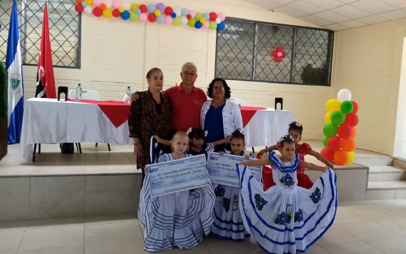 Lotería Nacional entrega utilidades de noviembre 2020 al IND y MiFamilia