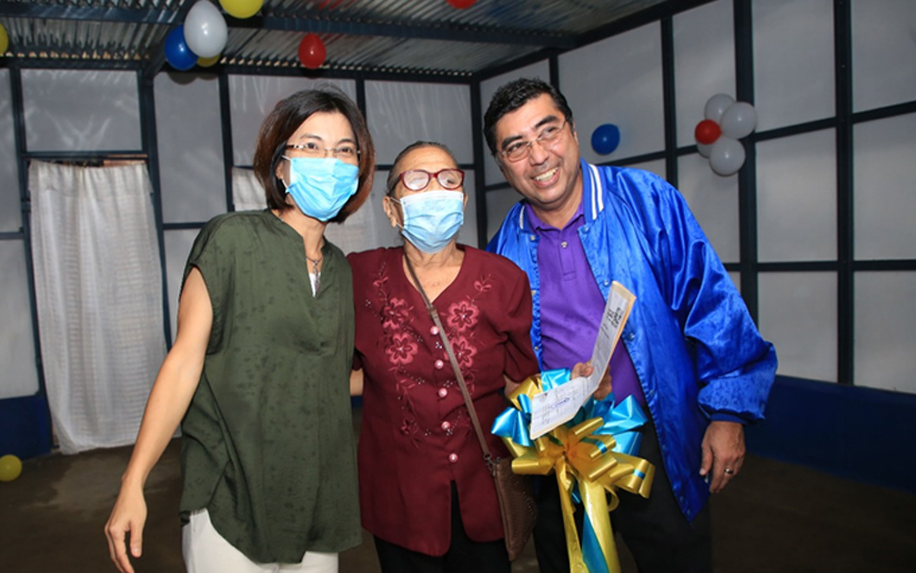Familia de Villa Venezuela recibe nueva vivienda digna 