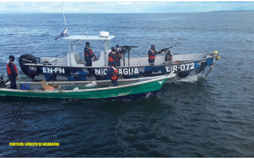 Fuerza Naval retiene a tres personas y una embarcación por ingreso ilegal en Nicaragua