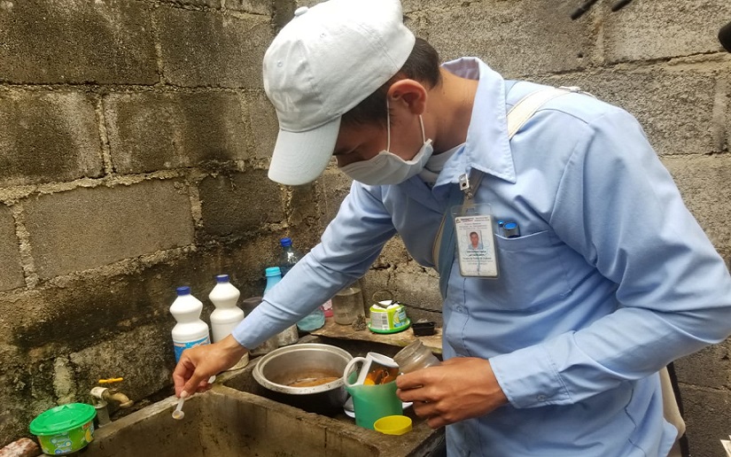 Realizan jornada de fumigación y aplicación de BTI en el barrio Germán Pomares en Managua