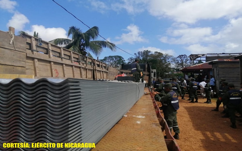 Ejército de Nicaragua realiza cargue, traslado y descargue de ayuda humanitaria