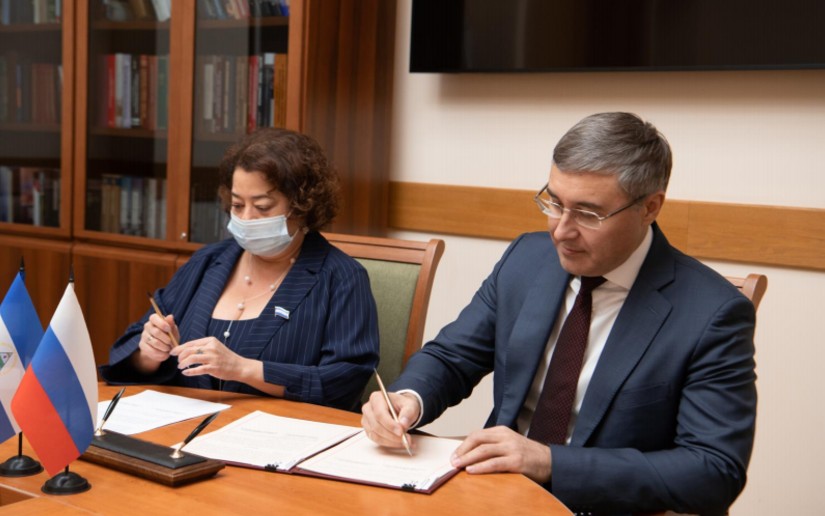 Nicaragua y Rusia firman acuerdo intergubernamental sobre reconocimiento mutuo de estudios, calificaciones y grados científicos